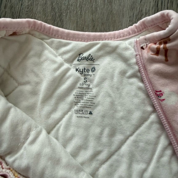 Kyte BABY Pink Sleep Sack BARBIE Design - Picture 4 of 4